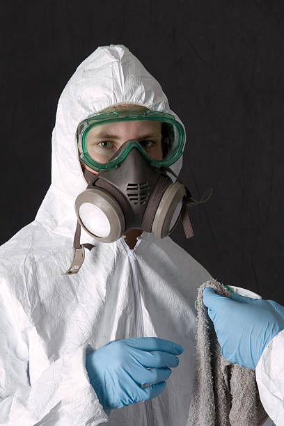 Best Emergency Mold Remediation  in Kerman, CA